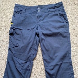 Lole quick drying cargo capri size 6